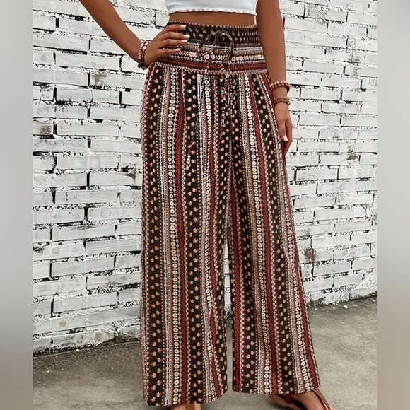 Fun silky pants with thick stretchy waistband and cute tie Lightweight brand new - Picture 3 of 3